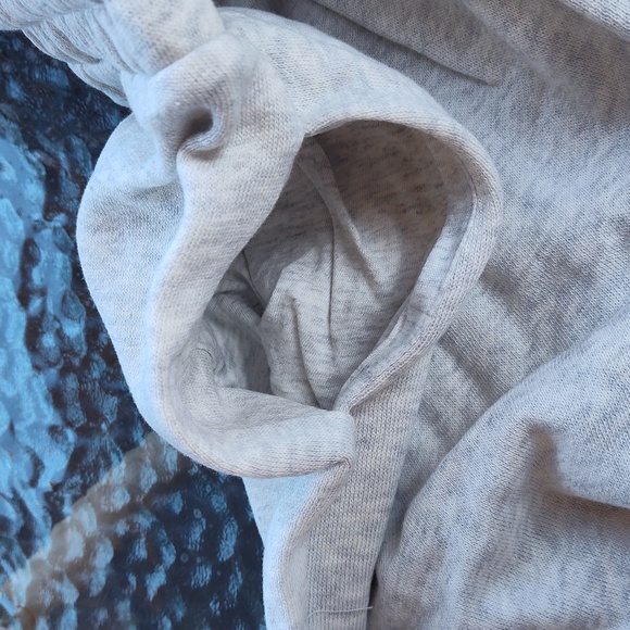 Extra High-Waisted SoComfy Wide-Leg Sweatpants Old Navy - Picture 5 of 9